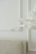 The Cecilia Corner Moulding