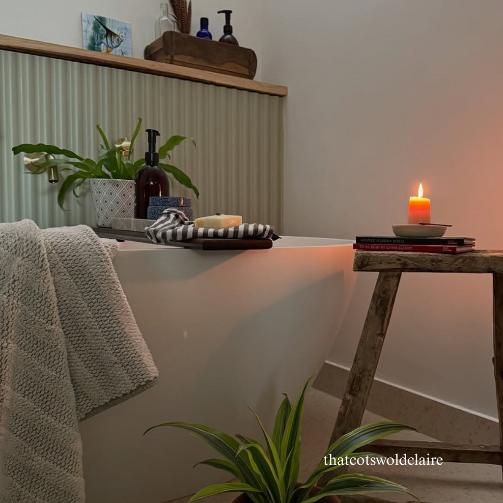 Soft Ribbed Wall Panelling