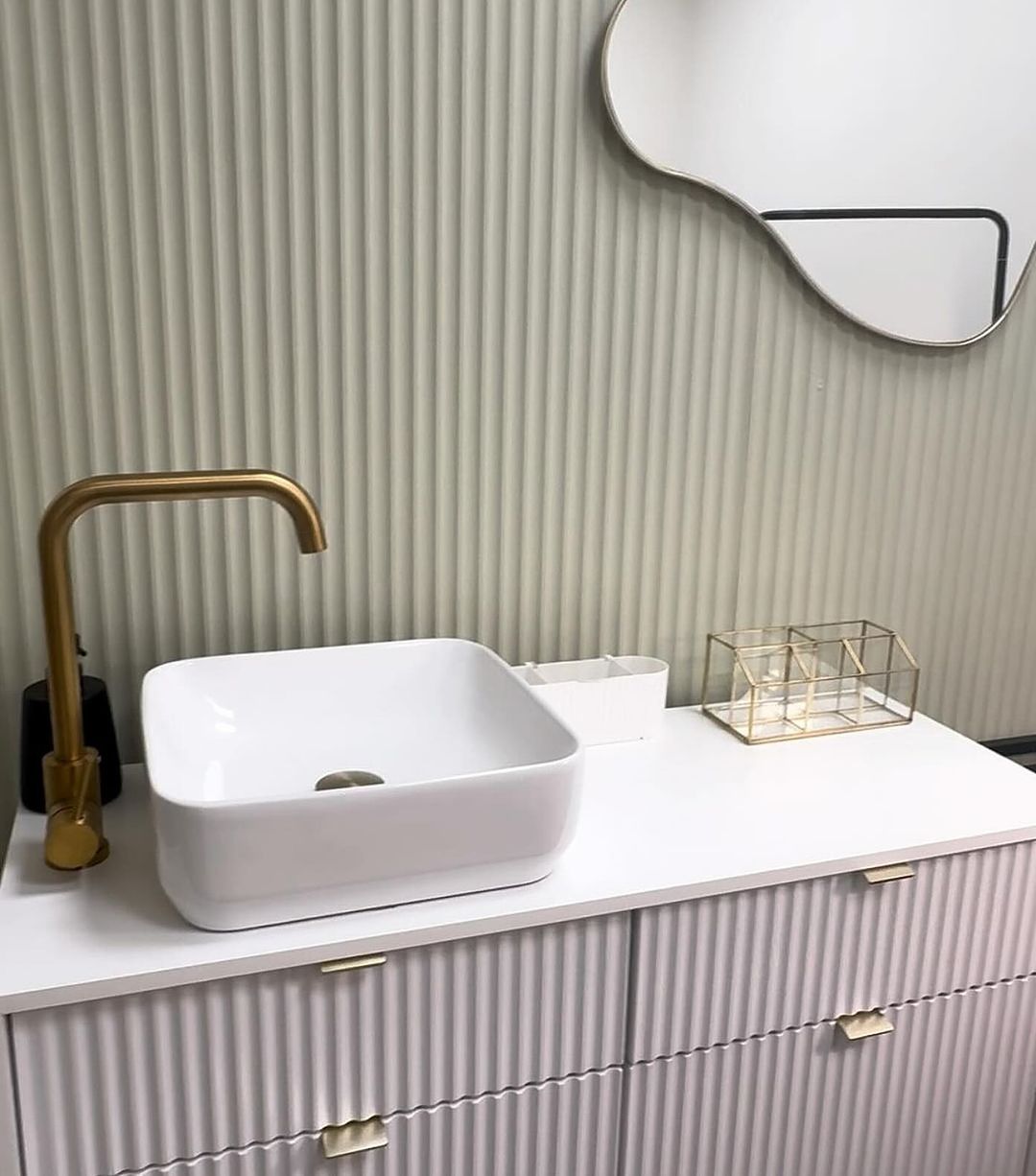 Mini Fluted Wall Panelling