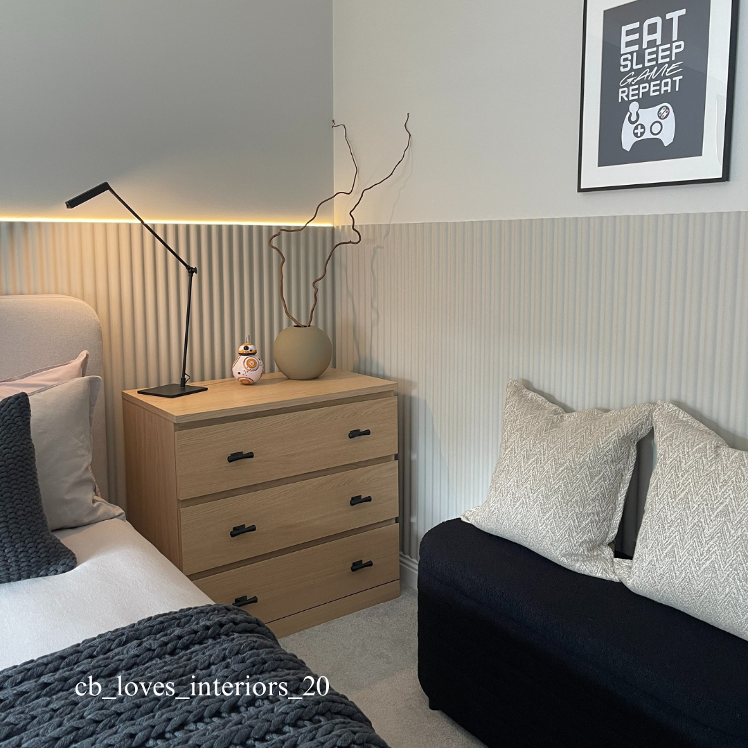Soft Ribbed Wall Panelling